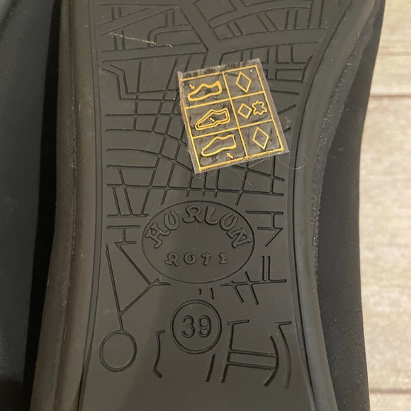 NWOB Hurlun Rote Women’s Flats with gorgeous Black Beaded Accent on Toe - Picture 5 of 5